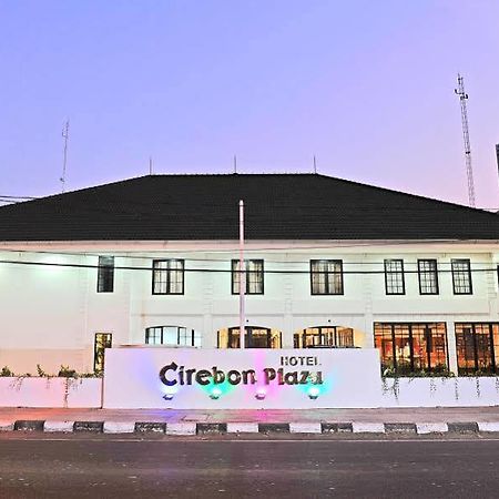 Hotel Cirebon Plaza Exterior photo